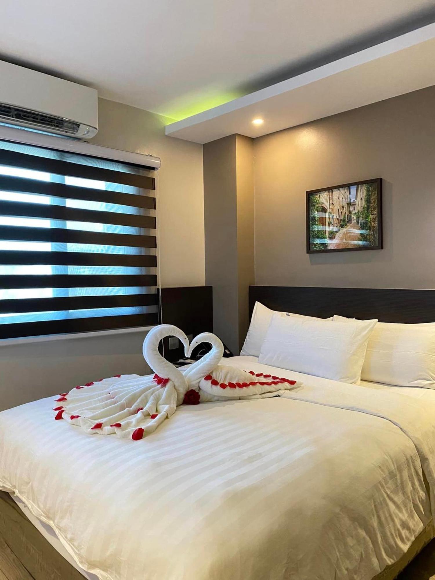 Hotel Inigo Legazpi Bagian luar foto